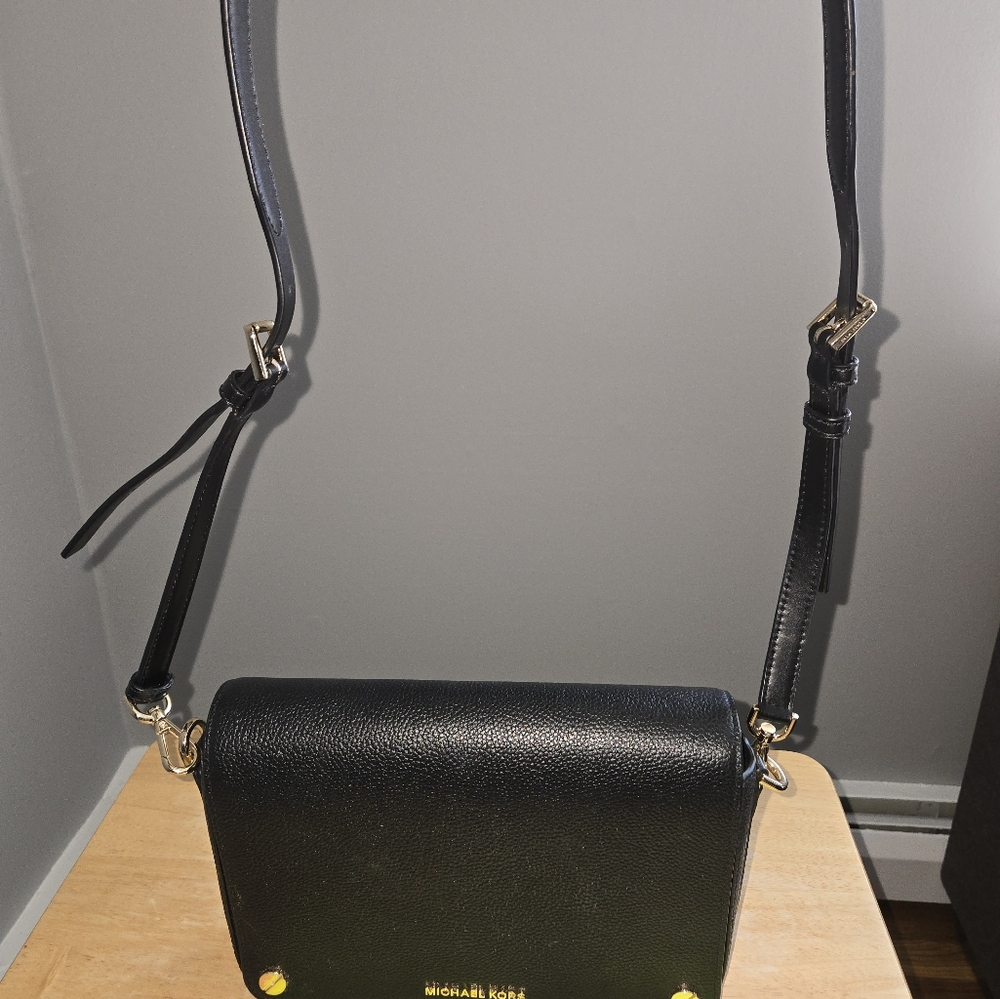 Michael Kors Black Jet Set Crossbody Bag - Picture 2 of 6